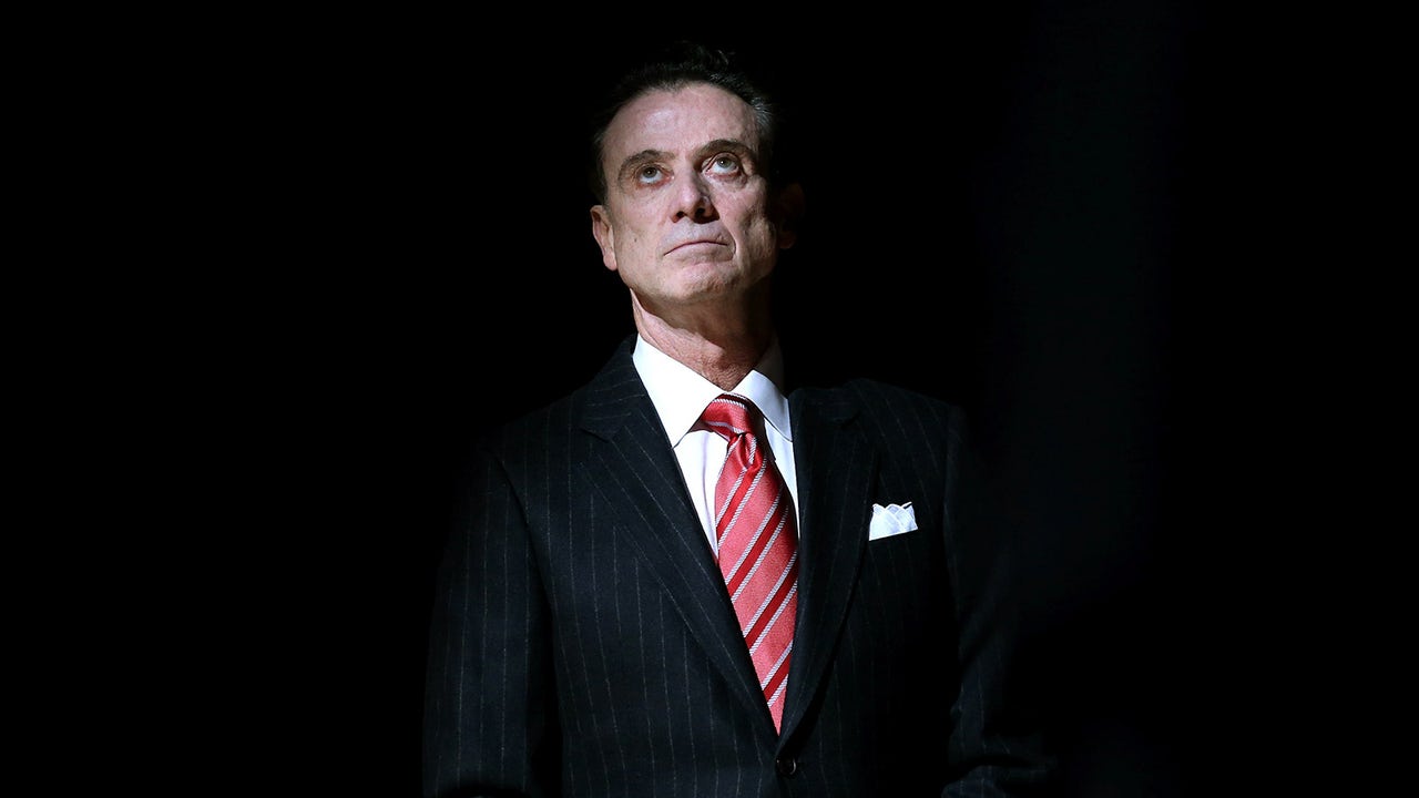 Opinion: Before mindlessly burying Pitino and Louisville, can we bury the blind hatred?